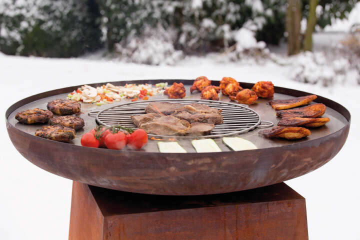 OutTrade BBQ Firepit Orion OutTrade BBQ Firepit Orion